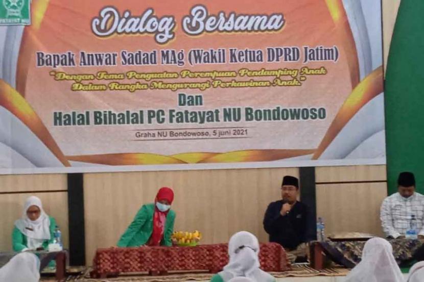 Wakil Ketua DPRD Jatim Anwar Sadad Dicurhati Emak-emak Soal Pernikahan Dini