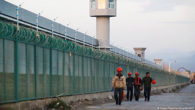 Dituduh Terlibat Kegiatan Separatis, Dua Mantan Pejabat Uighur Divonis Mati