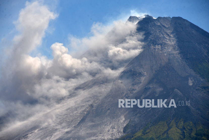 Perubahan Bentuk Gunung Merapi Republika Online