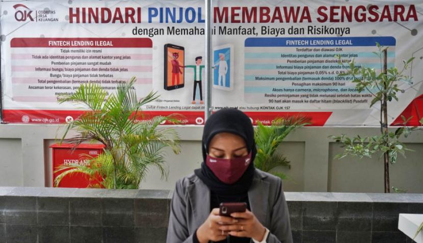 Biar Gak Kecele, Yuk Kenali Ciri-ciri Fintech Ilegal!. (FOTO: Andreas Fitri Atmoko)