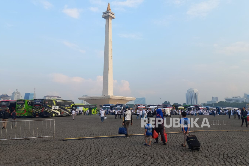 Monumen Nasional (Monas).