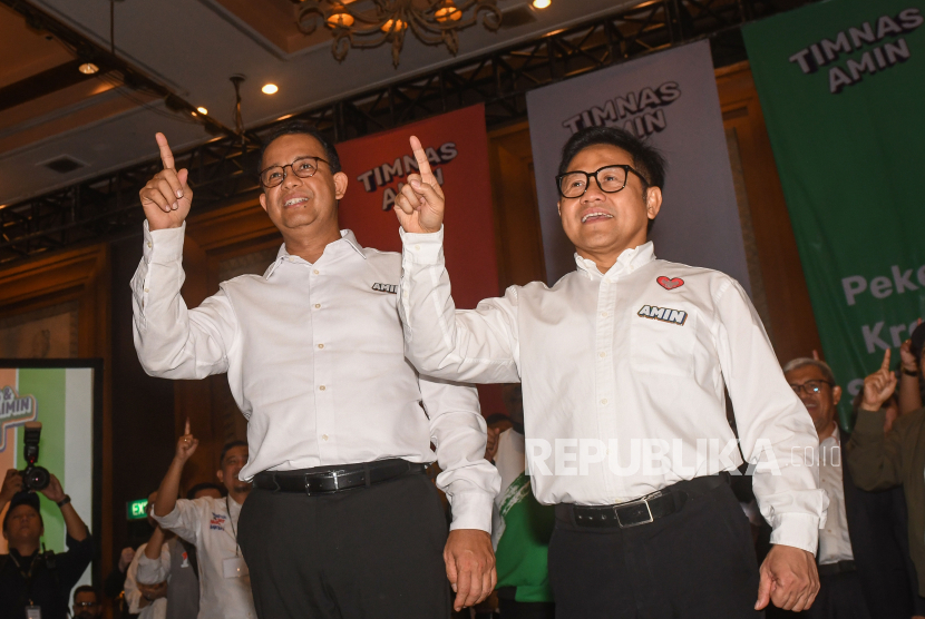 Pasangan calon presiden dan calon wakil presiden nomor urut 1 Anies Baswedan (kiri) dan Muhaimin Iskandar (kanan) 