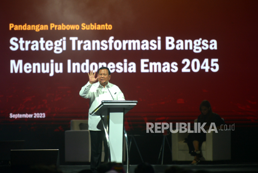 Bacapres Partai Gerindra sekaligus Menhan Prabowo Subianto hadir menjawab pertanyaan saat Mata Najwa 3 Bacapres Bicara Gagasan di Grha Sabha Pramana, UGM, Yogyakarta, Senin (19/9/2023).