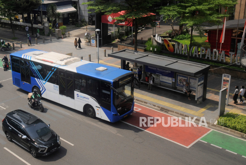 Bus Transjakarta (ilustrasi). BRT Transjakarta akan segera dibangun di Jalan Benyamin Sueb Kemayoran. 