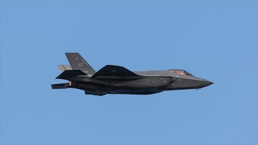 Pemerintah Swiss pada Rabu (30/6) mengumumkan proposal pembelian 36 jet tempur F-35A dari perusahaan Amerika Lockheed Martin bersama dengan lima unit sistem rudal pertahanan udara Patriot dari Raytheon.