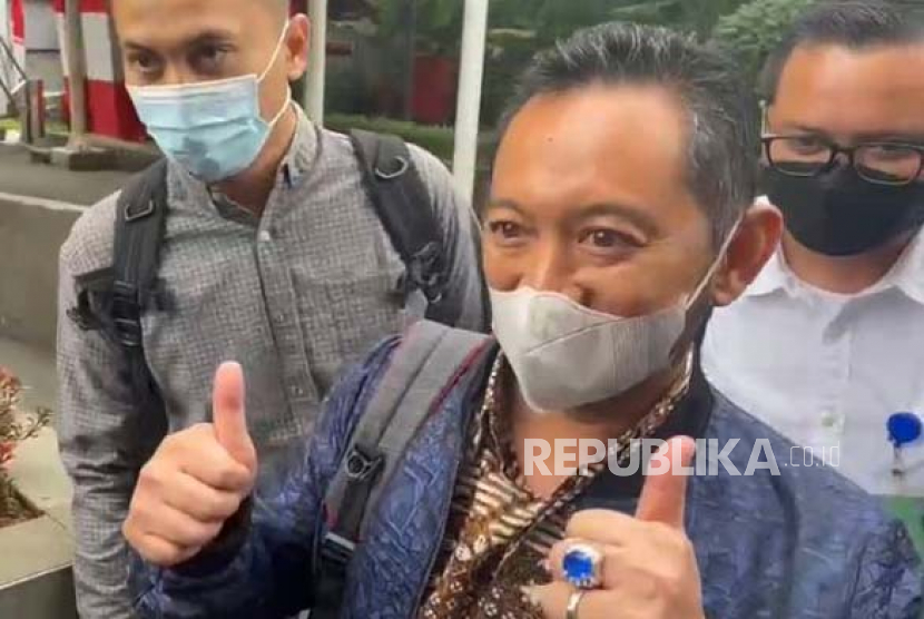Kepala Kantor Bea Cukai Makassar, Adhi Pramono akan memberi klarifikasi soal LHKPN miliknya di Gedung Merah Putih KPK, Jakarta Selatan, Selasa (14/3/2023).