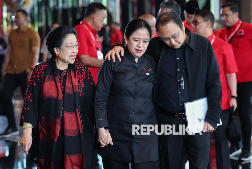 Saat Prananda Rangkul Puan di Bimtek PDIP