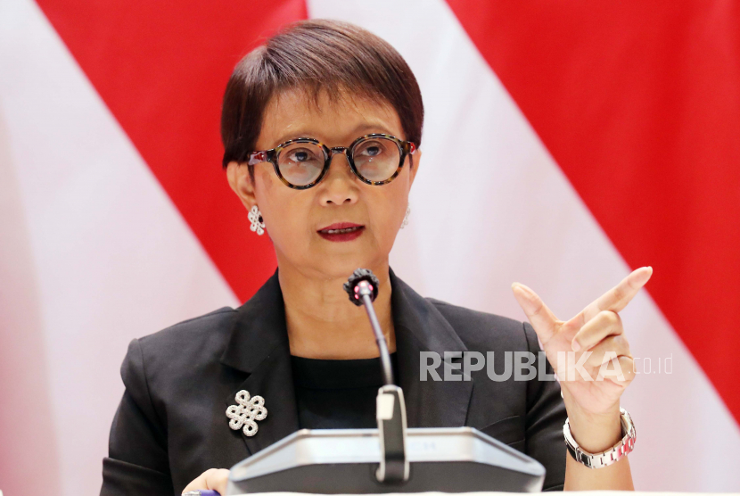 Menteri Luar Negeri (Menlu) Retno Marsudi mengungkapkan, selama hampir tujuh bulan menjabat ketua ASEAN, Indonesia telah melakukan kontak intensif dan inklusif dengan para pihak di Myanmar. 