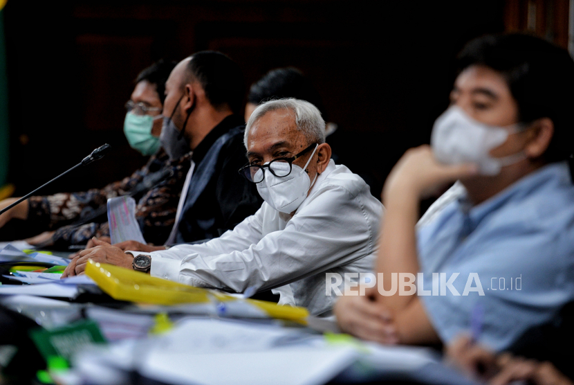 Sidang kasus korupsi perizinan persetujuan ekspor (PE) minyak sawit mentah atau crude palm oil (CPO) di Pengadilan Negeri (PN) Tipikor, Jakarta Pusat, Kamis (29/9/2022). 