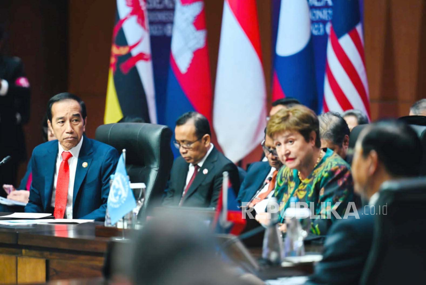 Presiden Jokowi saat menghadiri pembukaan KTT ke-43 ASEAN di JCC, Jakarta, Selasa (5/9/2023).