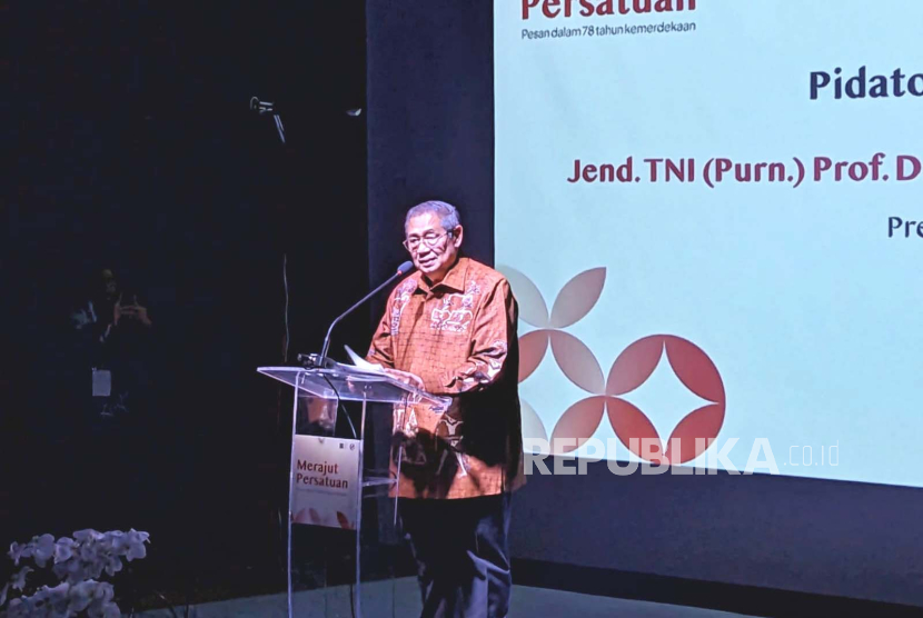 Presiden ke-6 Republik Indonesia Susilo Bambang Yudhoyono (SBY) menyampaikan pidato kebudayaan di Taman Ismail Marzuki, Jakarta Pusat, Kamis (24/8/2023). 