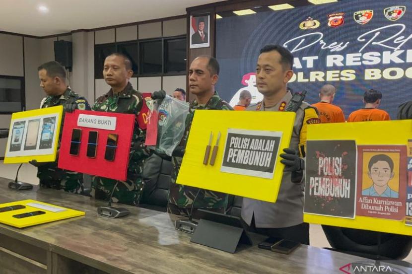 Kapolres Bogor bantah isu anak TNI perintah serang Brimob Cikeas.