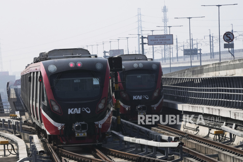 Light Rapid Transit (LRT) trains roll on their tracks during a test run in Bekasi, West Java province, outskirts of Jakarta, Indonesia Thursday, Aug. 10, 2023, ahead of its launch later this month. The 44-kilometer-long (27 miles) light train network is the latest infrastructure improvement in greater Jakarta area that officials hope will help relieve the crippling traffic gridlock in the capital of Southeast Asia’s biggest economy.  