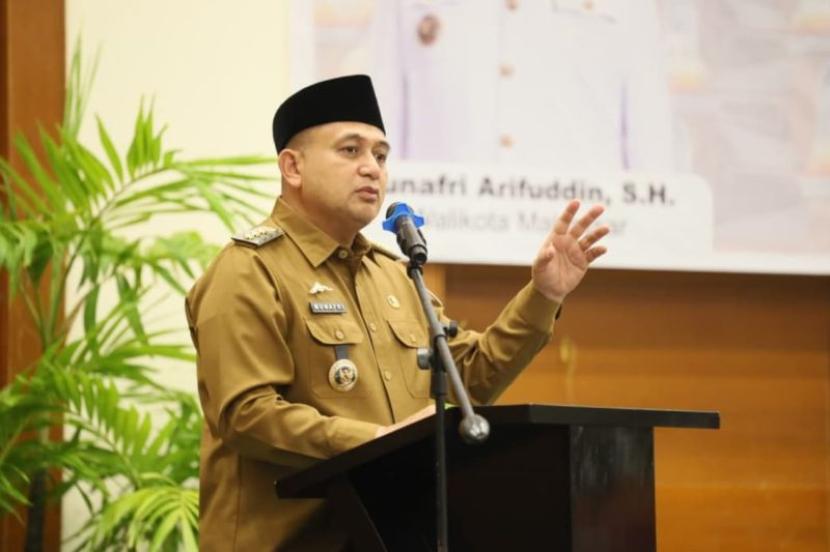 Pemkot Makassar tanggung iuran JHT untuk imam masjid.