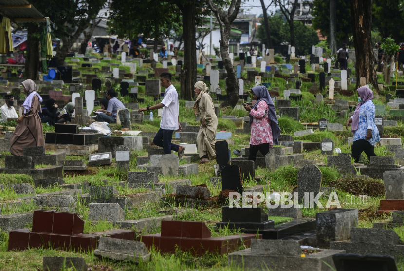 Orang yang Lupa Kematian dalam Wasiat Rasulullah untuk Ali