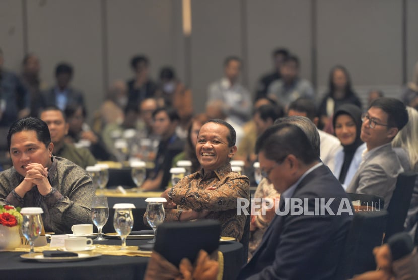 Menteri ESDM Bahlil Lahadalia saat menghadiri acara Anugerah ESG Republika 2024 di Jakarta, Kamis (19/9/2024).