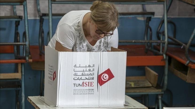 Rakyat Tunisia mulai hari Senin (25/7/2022) memberikan suara dalam referendum mengenai konstitusi baru yang diajukan oleh Presiden Kais Saied.