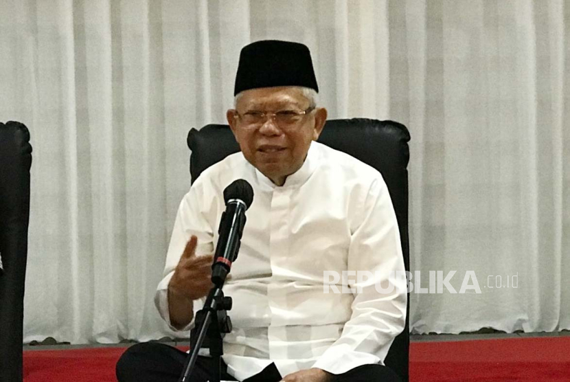 Wakil Presiden RI KH Maruf Amin, saat silaturrahmi dan buka puasa bersama dengan awak media di Rumah Dinas Wapres di Jakarta,  Senin (1/4/2024) 