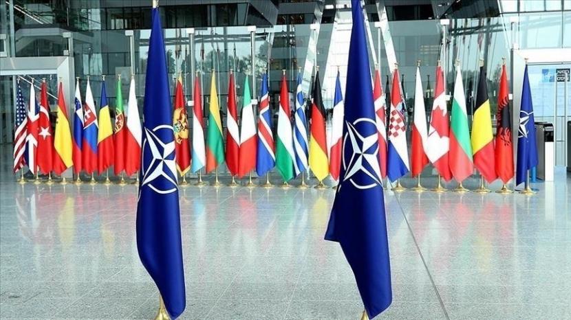 Para menteri luar negeri NATO sepakat untuk meningkatkan bantuan kemanusiaan dan keuangan kepada Ukraina di tengah perangnya dengan Rusia