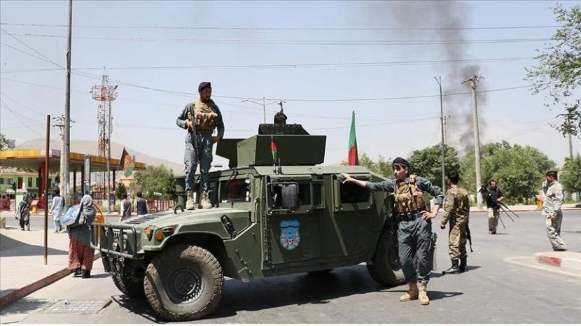 Pasukan keamanan Afghanistan pada Sabtu mengklaim menewaskan hampir 300 gerilyawan Taliban.