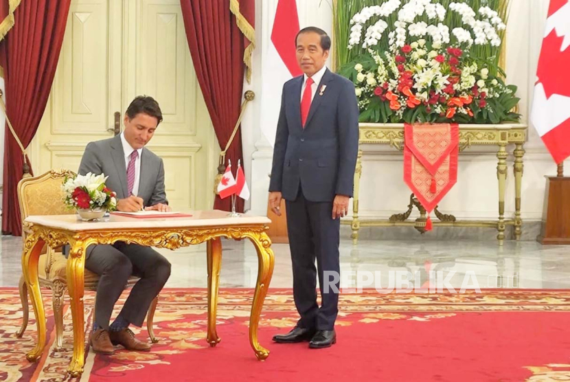 Presiden Jokowi saat menerima kunjungan resmi PM Kanada Justin Trudeau di Istana Merdeka, Jakarta, Selasa (5/9/2023).