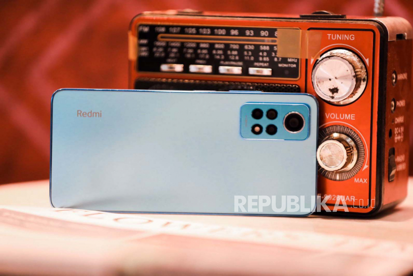 Redmi Note 12 Pro hadir dengan harga Rp 3 jutaan, dilengkapi kamera 108MP dan 4K Video. 