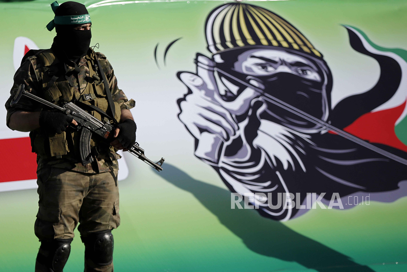 Pejuang Brigae Al-Qassam. 