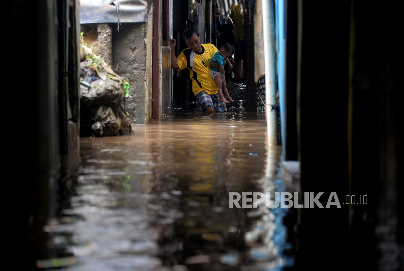 Banjir rob diprediksi bisa terjadi di wilayah pesisir Sungai Barito.