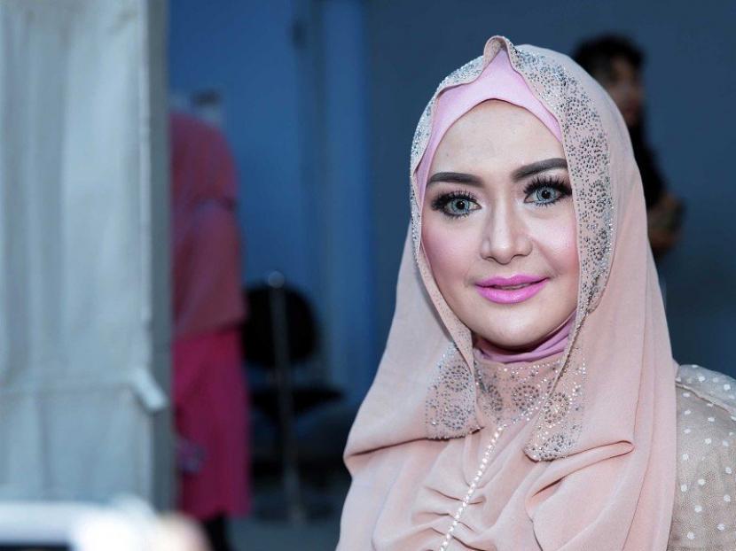 Usia 41 Tahun, Eddies Adelia Berharap Masih Bisa Punya Anak | Republika