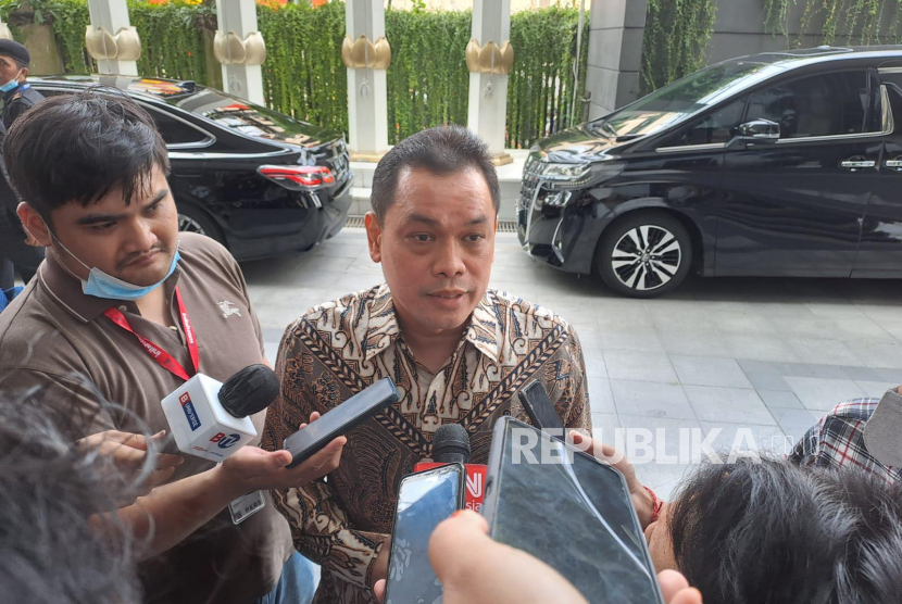 Ketua Bidang Media dan Komunikasi Publik, Dewan Pimpinan Pusat (DPP) Partai Nasdem, Charles Meikyansah di Gedung Nasdem Tower di Jakarta Pusat, Rabu (17/5/2023). 