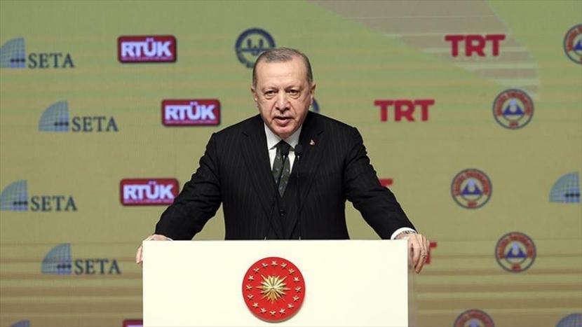 Upaya pencegahan penyebaran Islamofobia akan memainkan peran penting dalam menjaga perdamaian dan keamanan seluruh umat manusia, kata presiden Turki - Anadolu Agency