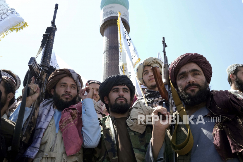 Pemimpin kelompok National Resistance Front (NRF), Ahmad Massoud, menyerukan diaspora Afghanistan bersatu untuk menemukan solusi politik guna mengakhiri pemerintahan Taliban.