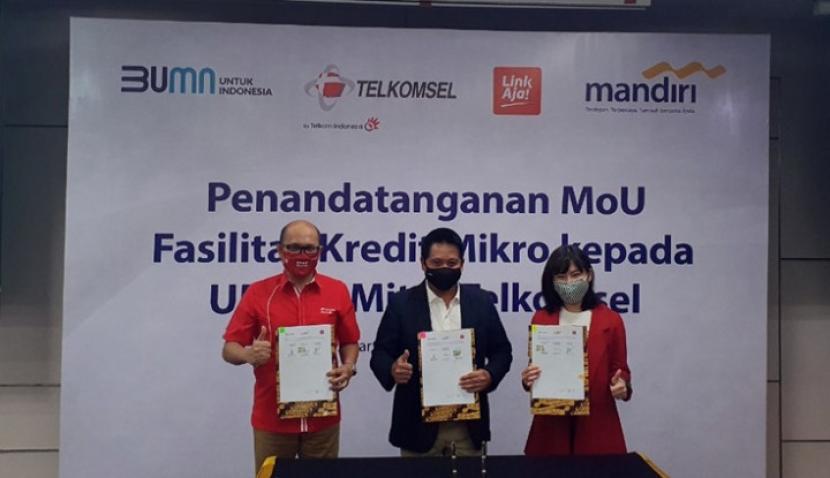 Telkomsel Gaet LinkAja & Mandiri, Beri Kredit ke 500 Ribu UMKM. (FOTO: Mochamad Rizky Fauzan)