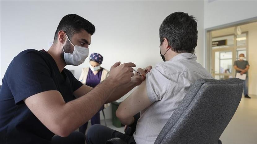 Turki telah menyuntikkan lebih dari 41,48 juta dosis sejak meluncurkan kampanye vaksinasi massal - Anadolu Agency