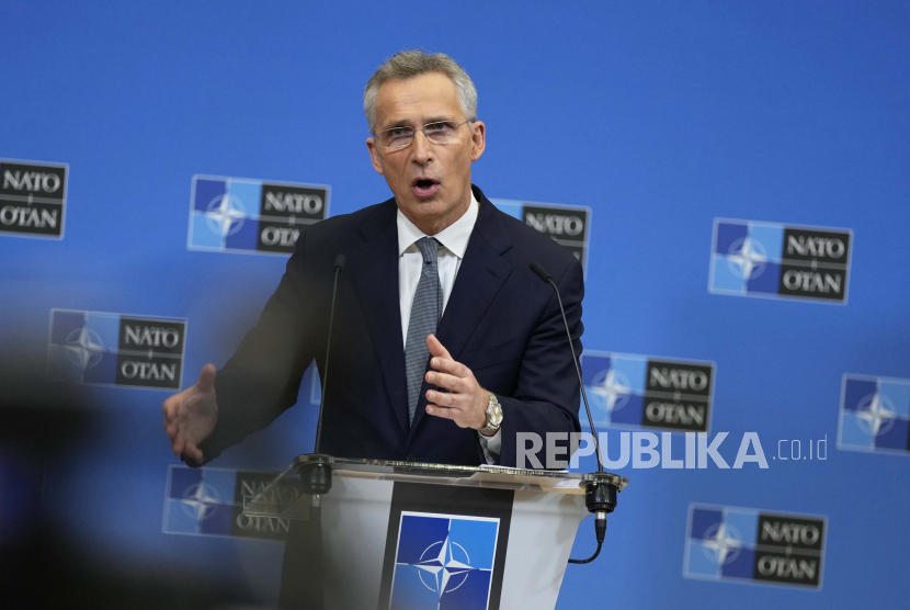  Sekretaris Jenderal NATO Jens Stoltenberg  mengatakan perang di Ukraina bisa berlangsung selama bertahun-tahun.