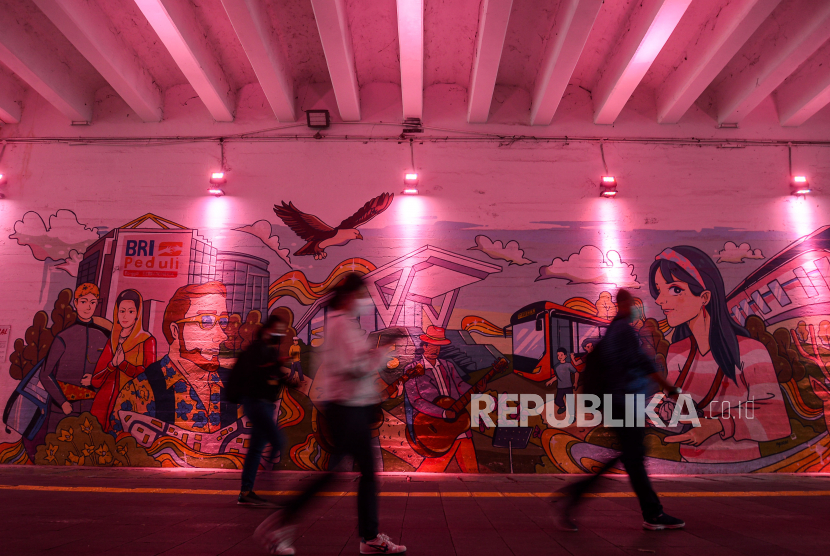 Pemprov DKI Jakarta memfasilitasi pemasangan instalasi karya seni kreasi pelaku ekonomi kreatif (ilustrasi).