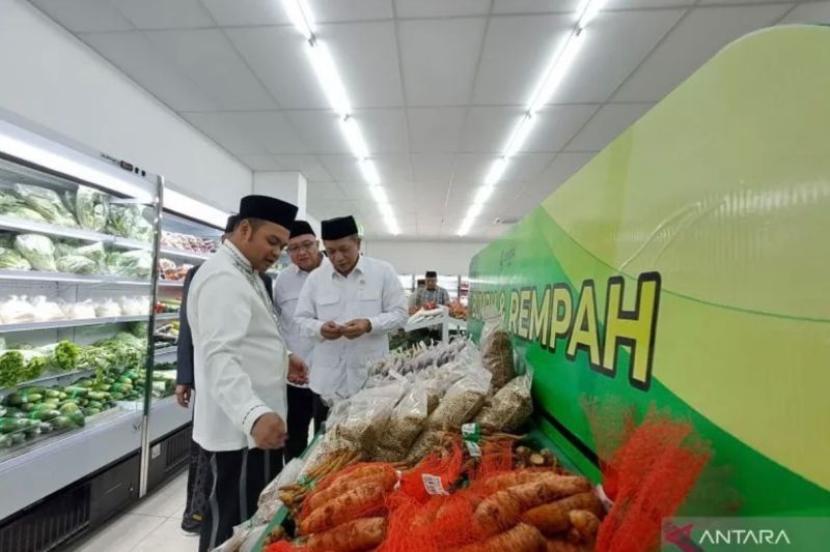 Menkop: Diversifikasi Kopontren Sunan Drajat dukung ekonomi nasional.