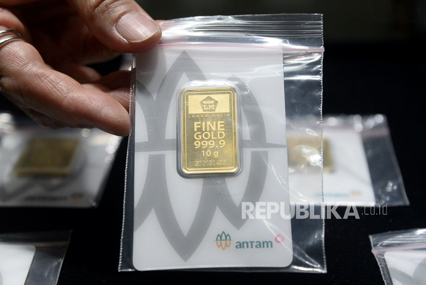 Harga emas Antam dirilis Rp 1.021.000 per gram pada perdagangan Selasa (25/8).