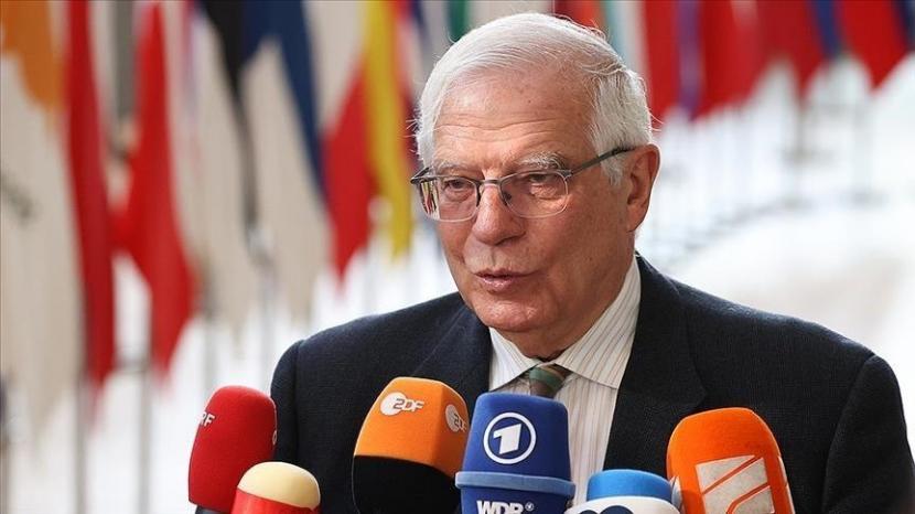 Kepala kebijakan luar negeri Uni Eropa Josep Borrell mengumumkan pada Jumat (13/5/2022) bahwa Uni Eropaakan menawarkan lagi 500 juta euro (520 juta dolar AS) bantuan militer ke Ukraina.