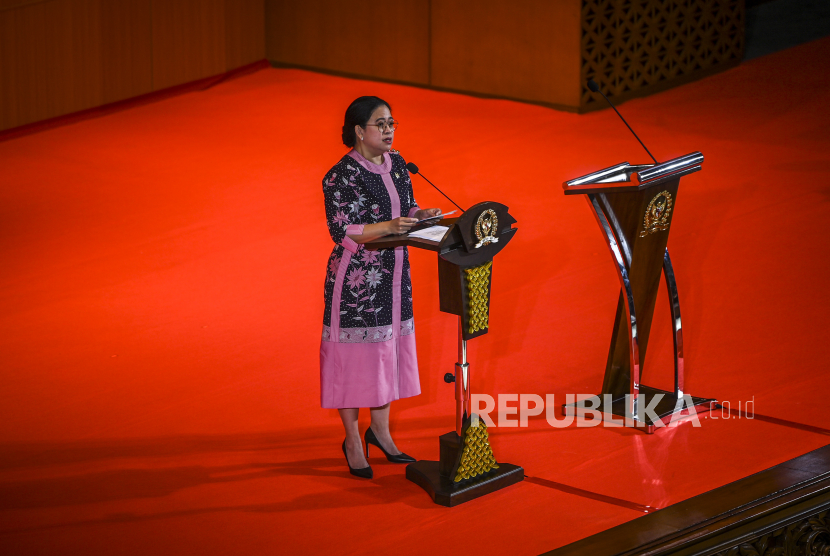 Ketua DPR RI Puan Maharani menyampaikan pidato saat mengikuti pembukaan Parliamentary Forum and the 8th G20 Parliamentary Speakers