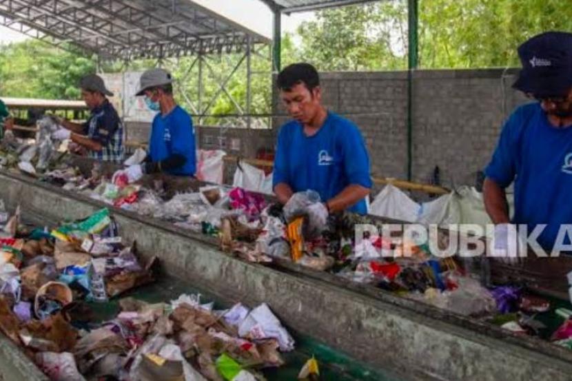 Pemkot Depok Tekankan Pentingnya Budaya Memilah Sampah Sejak dari Rumah