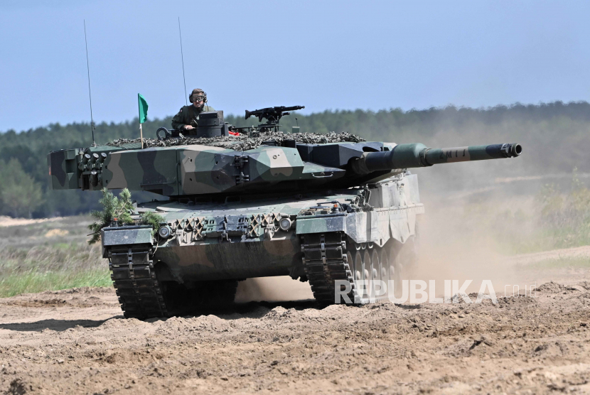 Rusia menilai keputusan negara-negara Eropa dan anggota NATO yang berencana memasok tank ke Kiev telah menunjukkan keterlibatan langsung mereka dalam konflik di Ukraina.