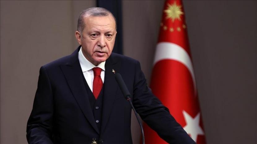 Erdogan menegaskan bahwa pemilu akan diadakan pada pertengahan 2023 sesuai rencana.