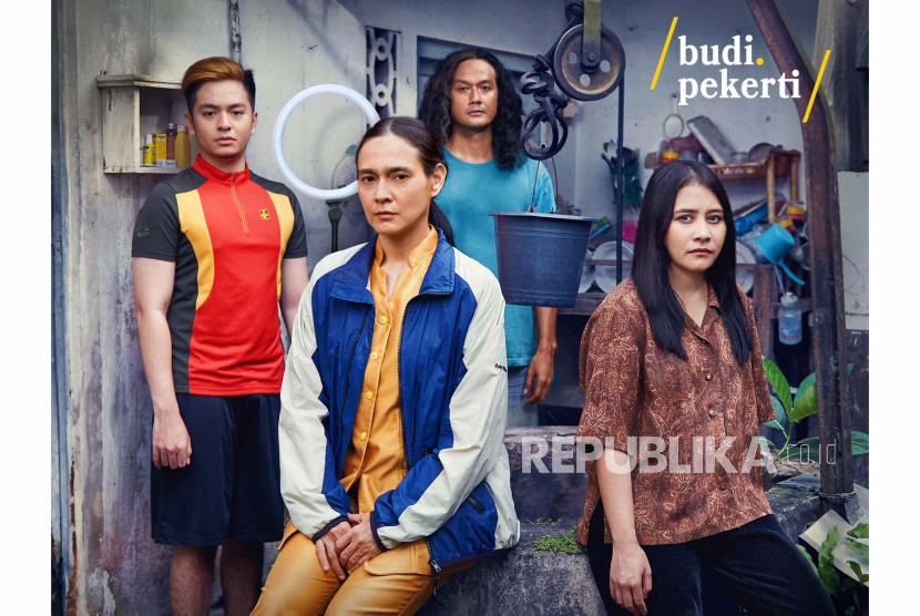 Poster film Budi Pekerti. Film ini masuk dalam nominasi terbanyak di Festival Film Indonesia (FFI) 2023.