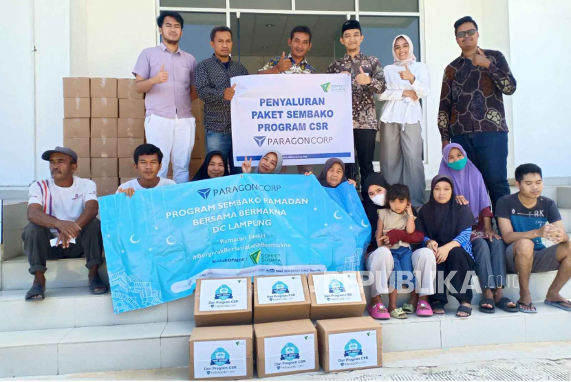 Paragon Corp bekerja sama dengan Dompet Dhuafa Lampung menyalurkan bantuan sosial bulan Ramadhan, Rabu (12/4/2023). 