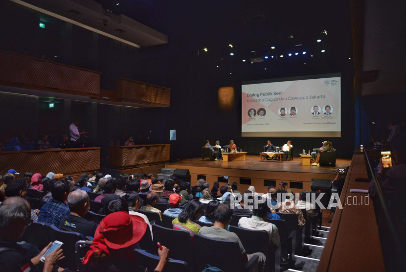 Pasangan Calon Gubernur dan Wakil Gubernur Jakarta Pramono Anung dan Rano Karno saat mengikuti dialog publik di Teater Kecil Taman Ismail Marzuki (TIM), Jakarta, Senin (23/9/2024).