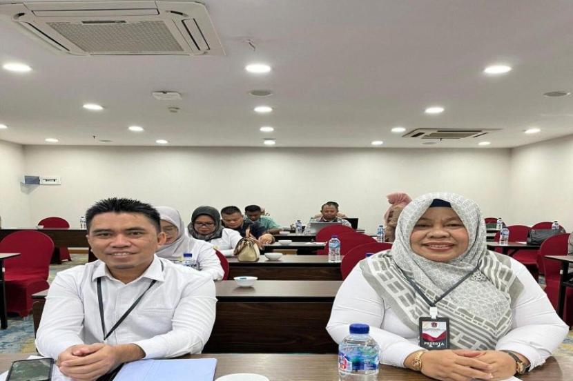 DPRD dorong kemandirian UMKM ciptakan lapangan kerja baru.