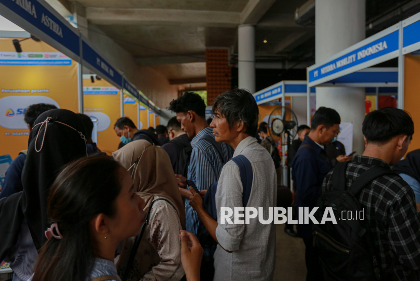 Awal 2026, 1.236 Perusahaan Industri Mulai Produksi dan Serap 218 Ribu Tenaga Kerja