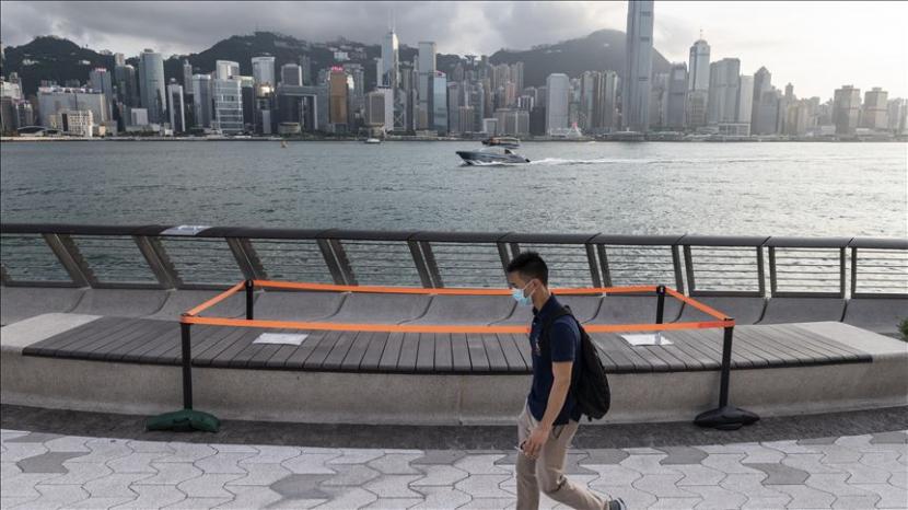 AS menjual propertinya di Hong Kong karena hubungannya dengan China masih memanas