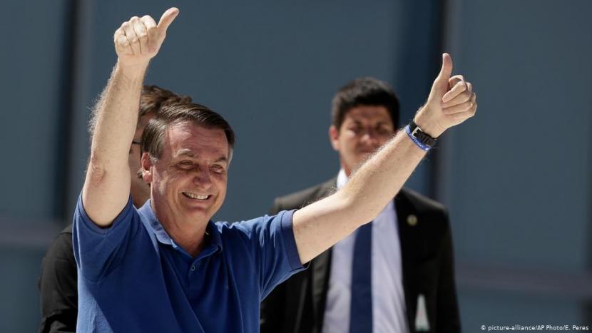 Jangan Tiru Kesombongan Presiden Brasil Jair Bolsonaro 